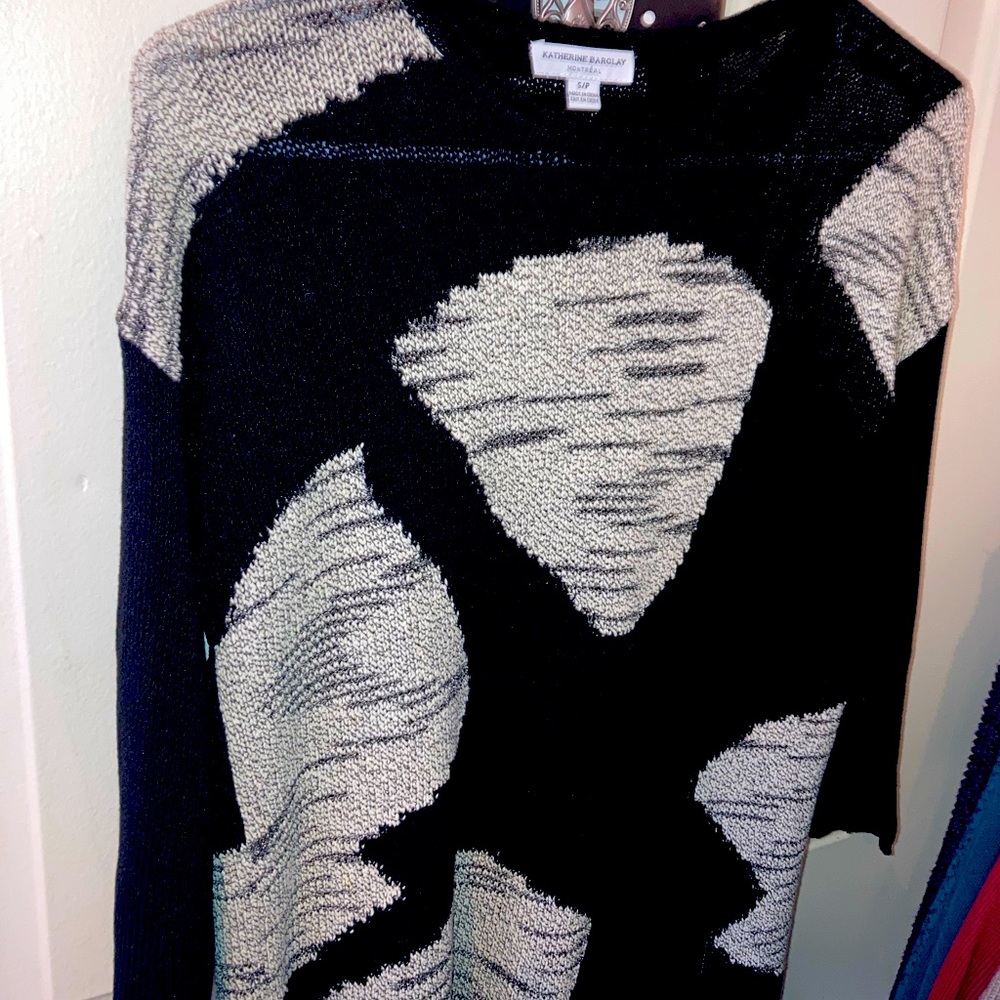 Katherine Barclay Montreal black &  white pattern pullover sweater, size SP